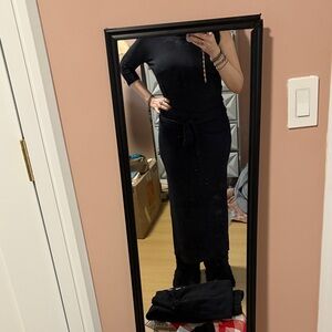 Off-the-shoulder one sleeve jersey Jersey with wide wrapping waistband